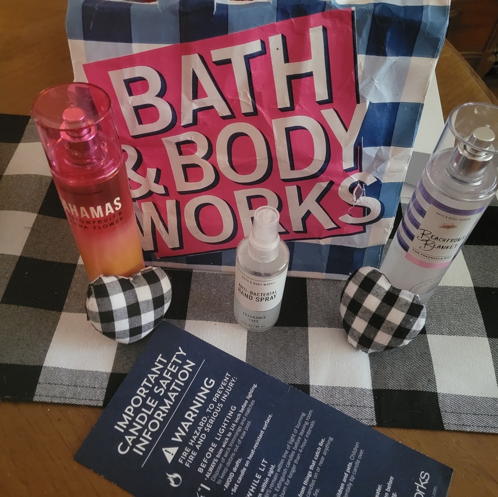 BATH AND BODY SPRAYS